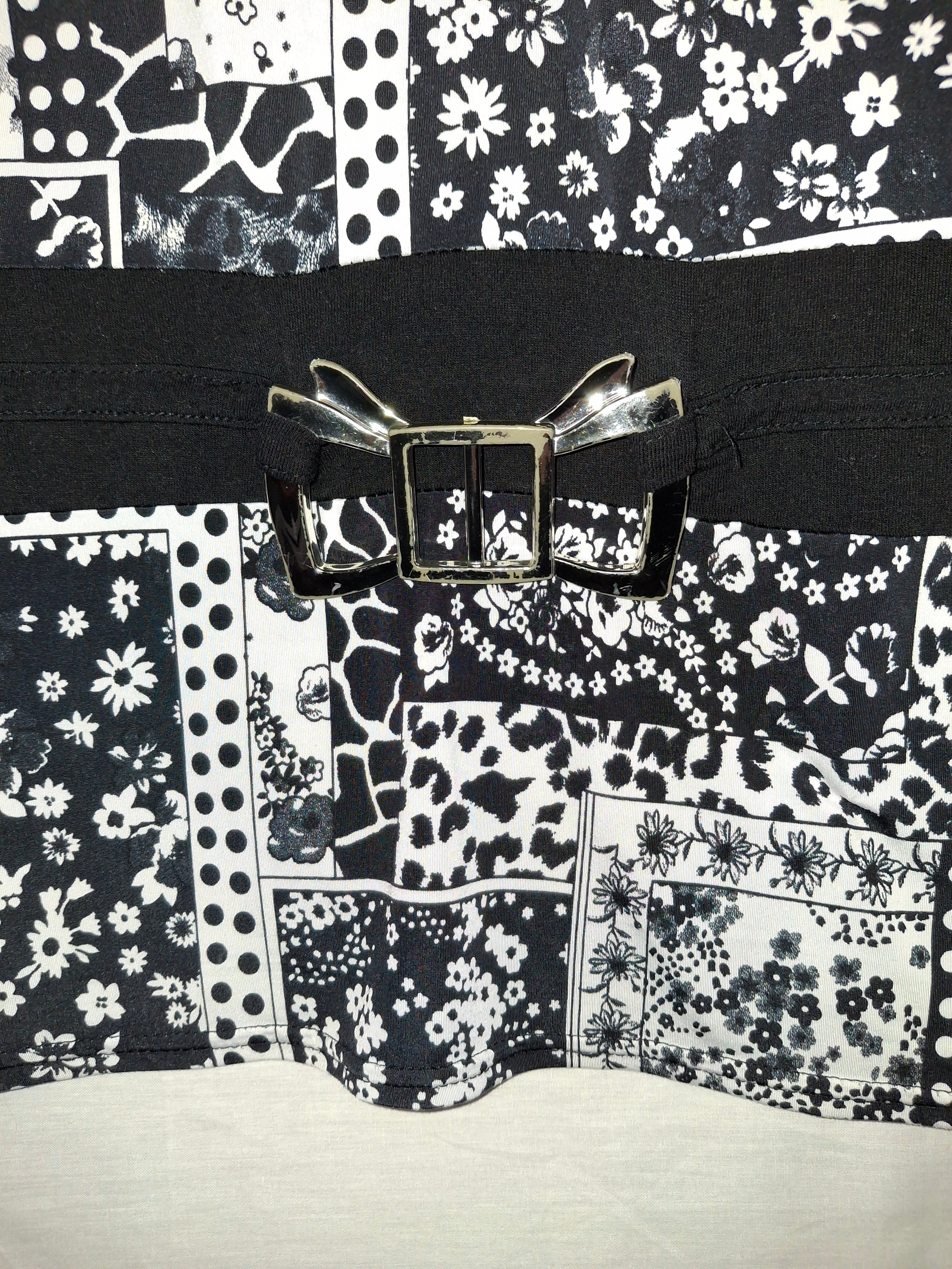 Blouse Relax – Noire et blanche - Taille  M (38)