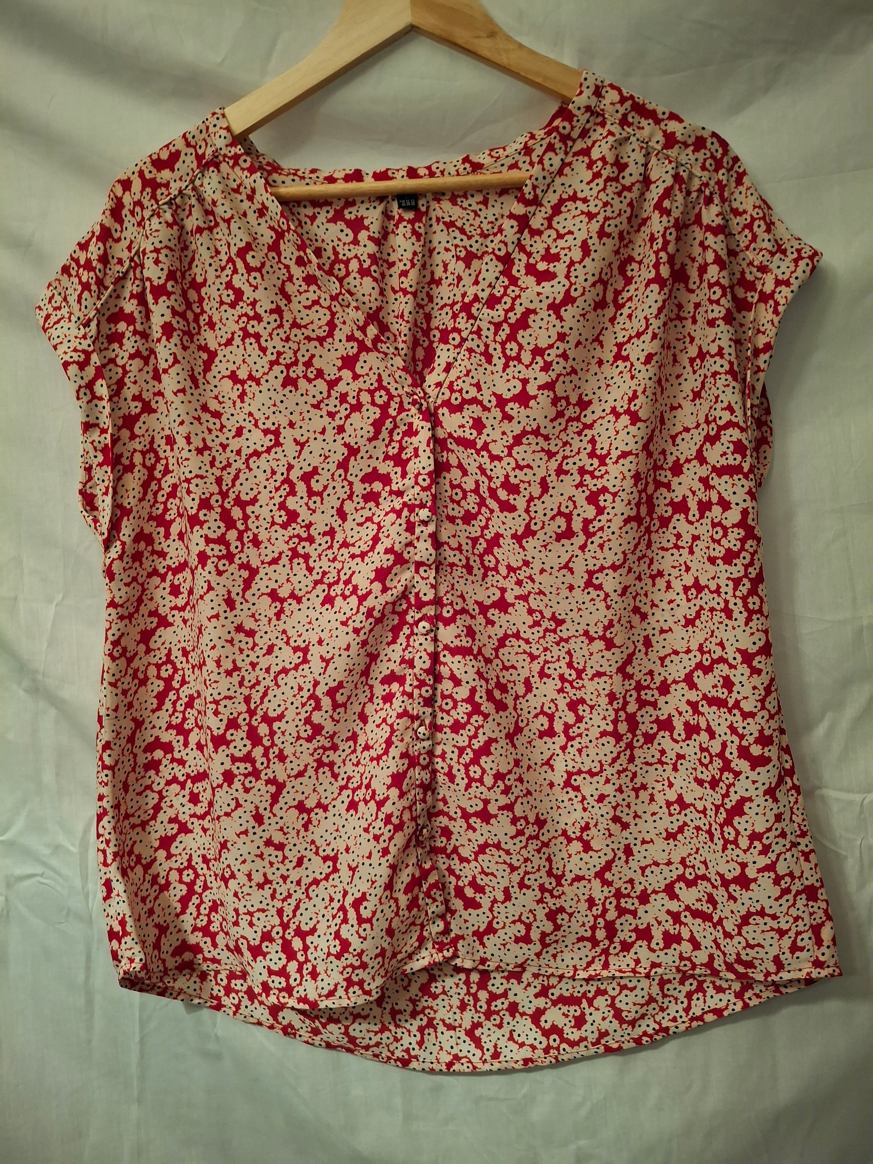 Blouse fleurie Kiabi – rouge  - Taille : L (40)