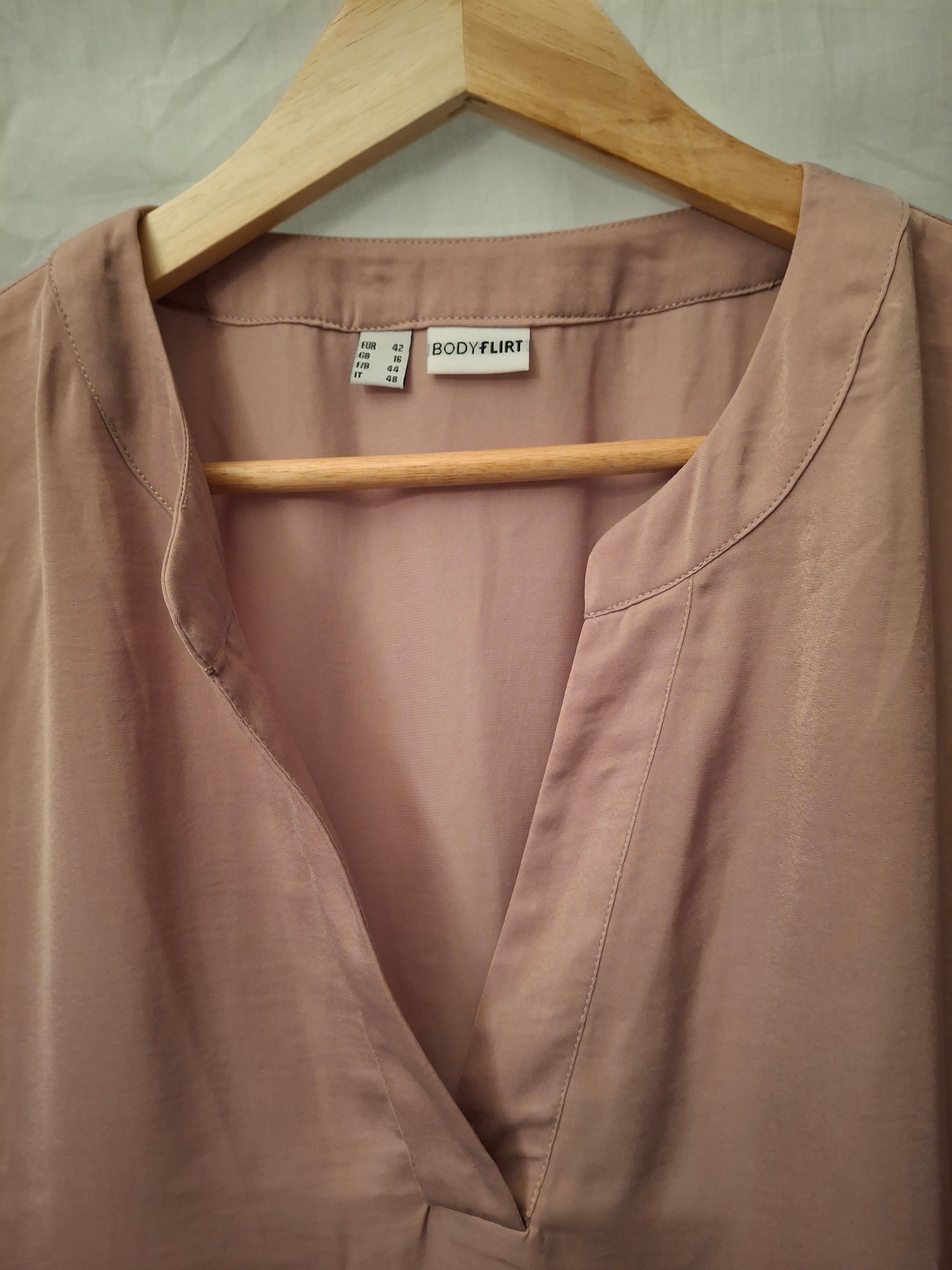 Blouse manches courtes Bodyflirt – parme - Taille : XXL (44)