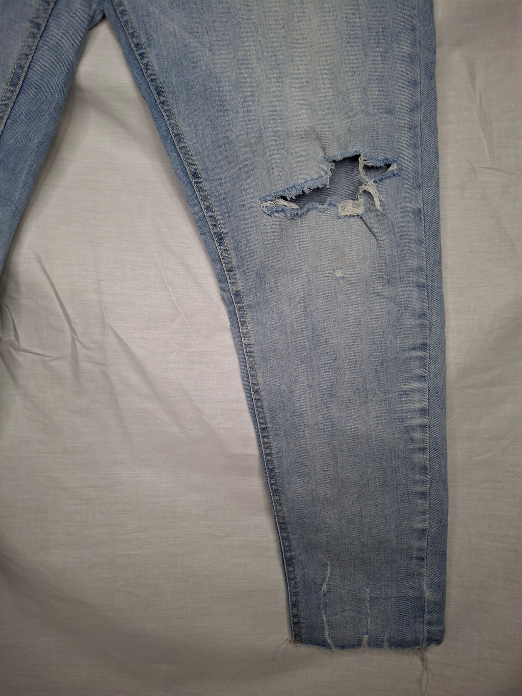 Jean F&F Coupe Slim Distressed Tendance  - Bleu Clair Délavé - XXXL (46)