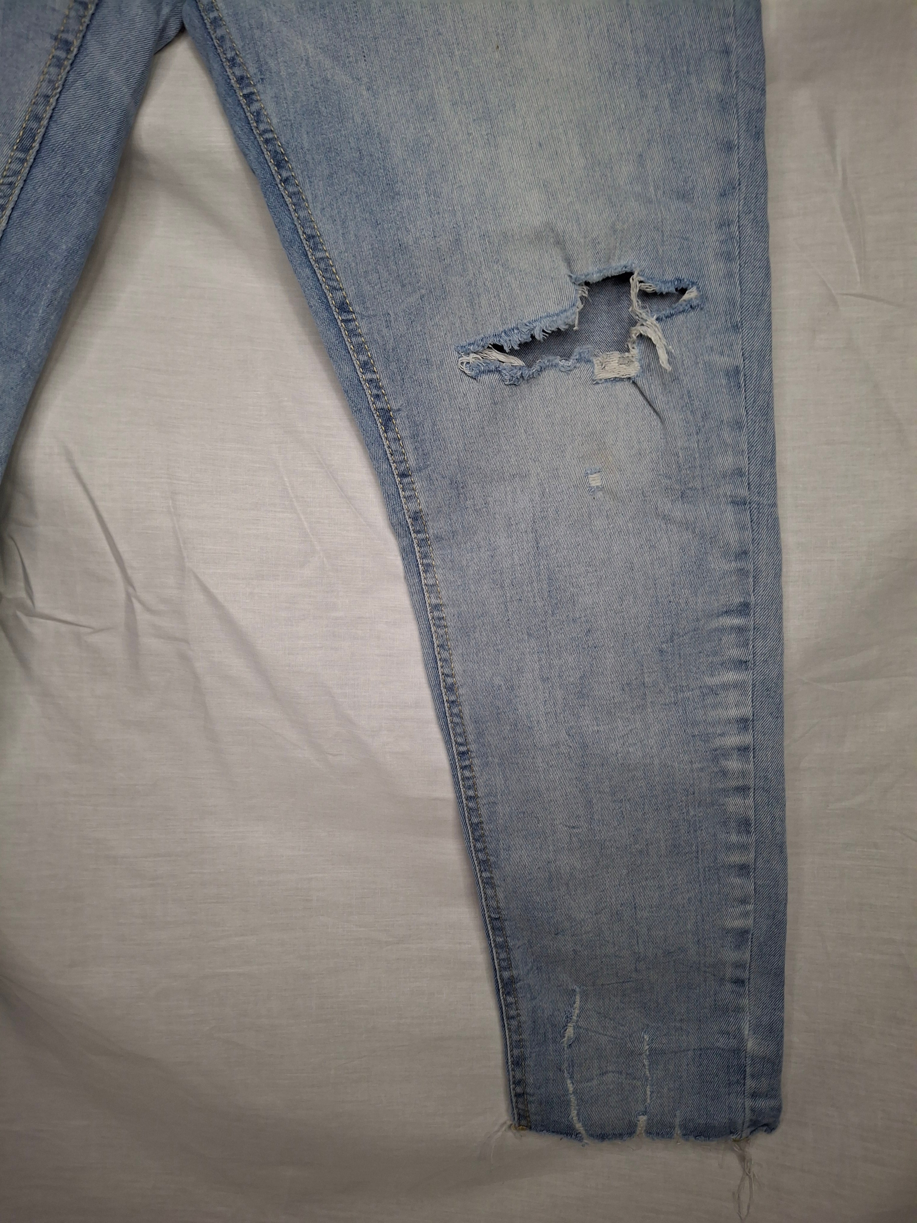 Jean F&F Coupe Slim Distressed Tendance  - Bleu Clair Délavé - XXXL (46)