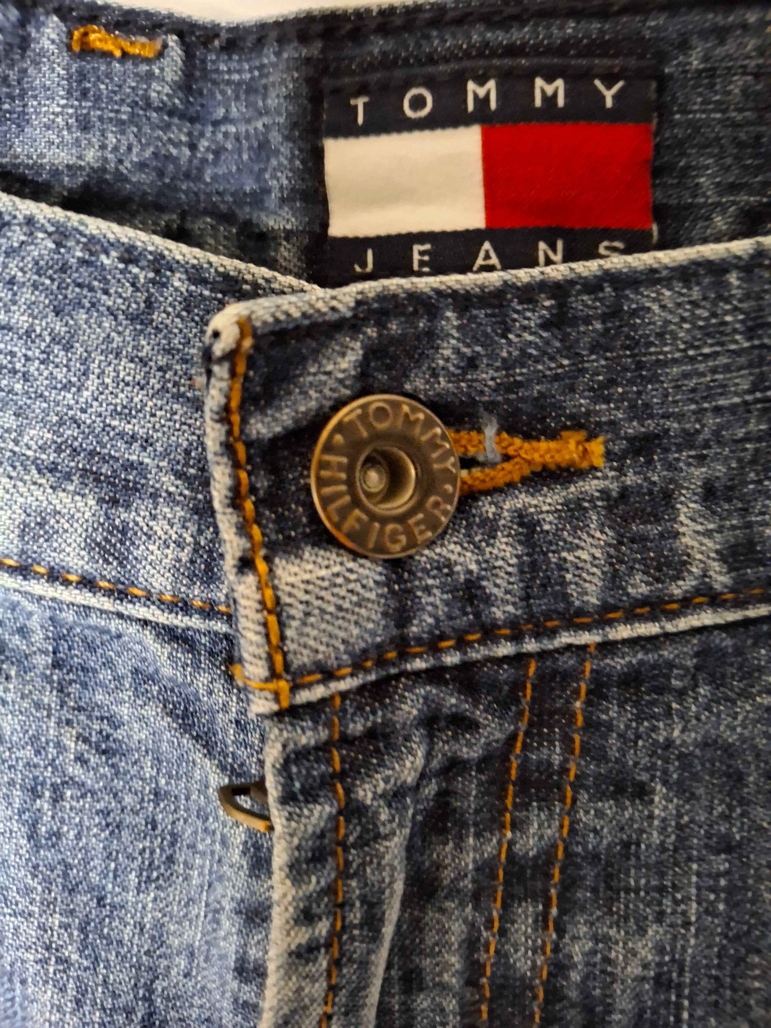 Jean Tommy Hilfiger VINTAGE 2000s - Coupe Freedom Fit ( Made in Mexico) - bleu - Taille : W32 L34 -Pièce vintage unique  XL (42)