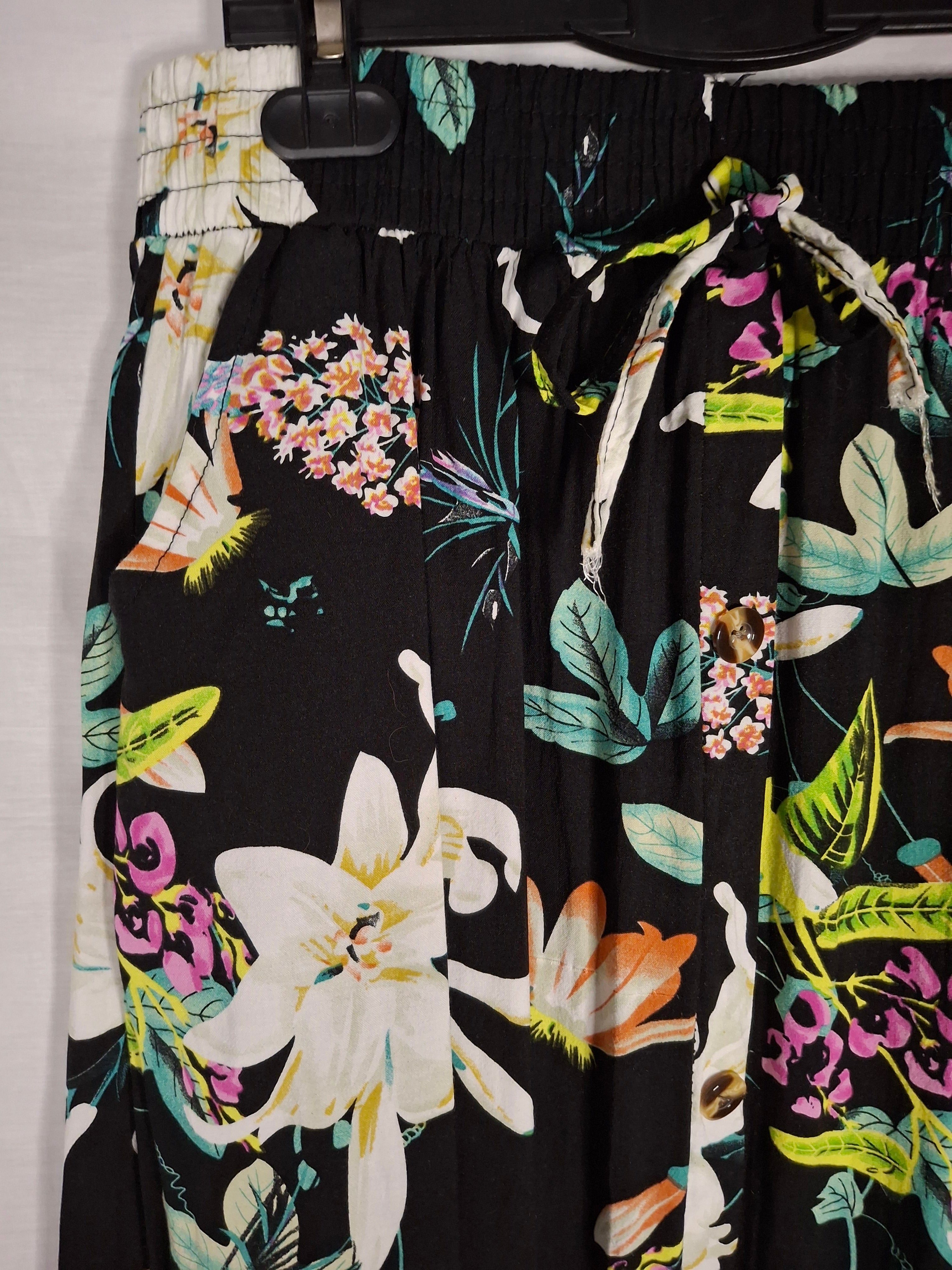 Jupe longue marque inconnue – noir avec motifs - Taille L (40)