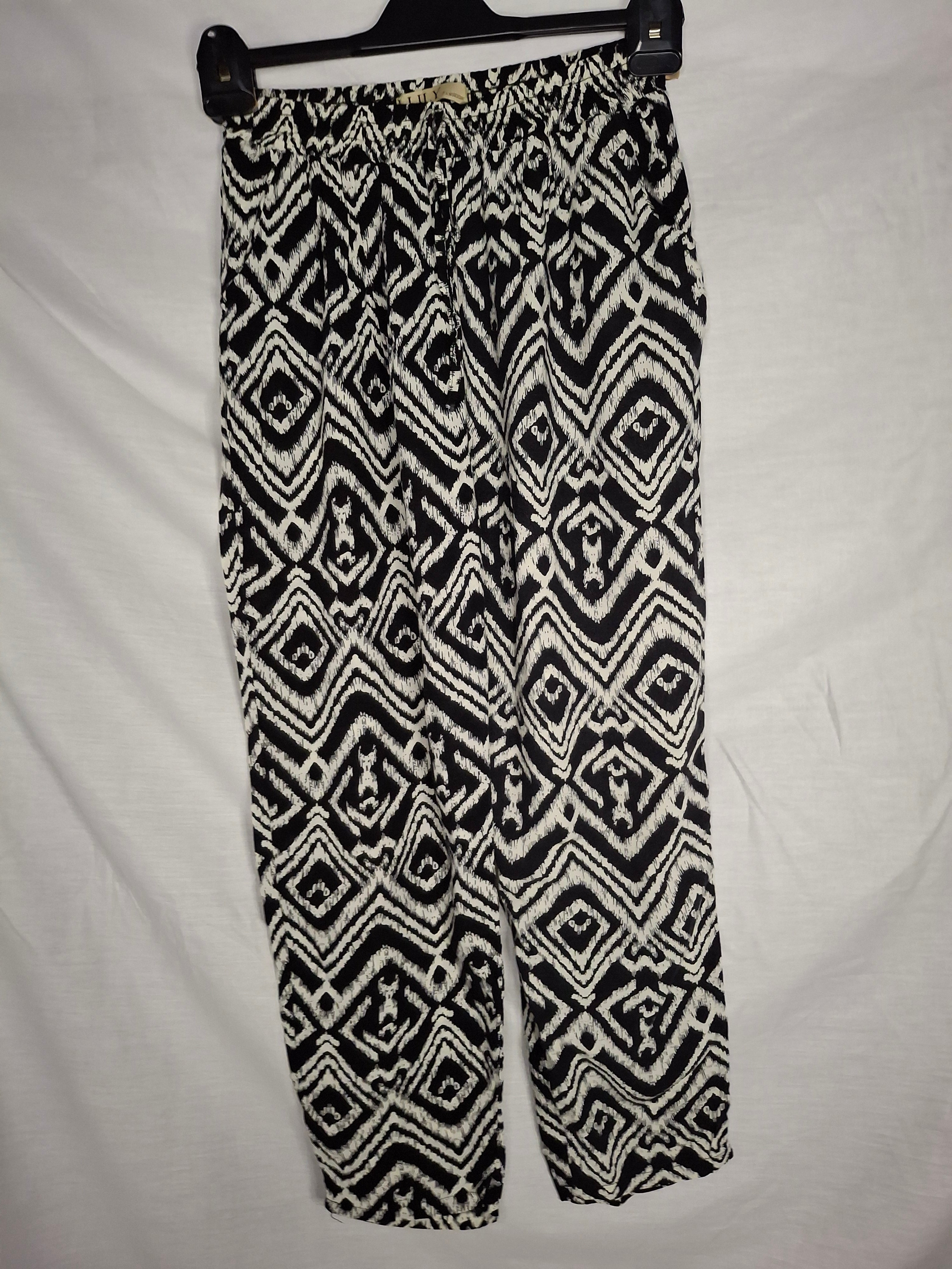 Pantalon Fluide LILY FASHION - Imprimé Graphique Noir & Blanc - Taille : M (38)