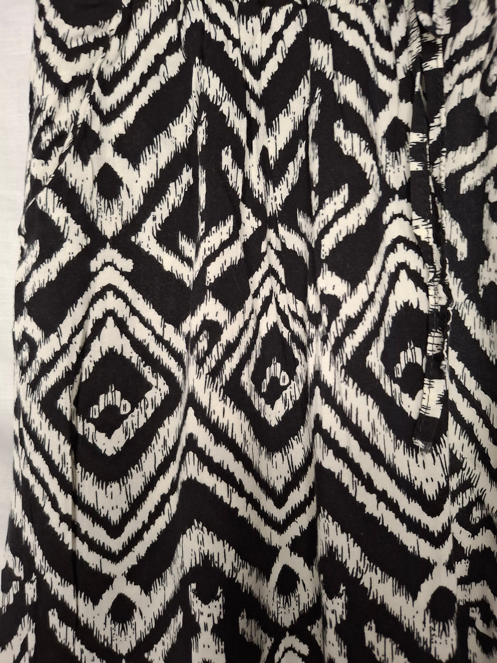 Pantalon Fluide LILY FASHION - Imprimé Graphique Noir & Blanc - Taille : M (38)