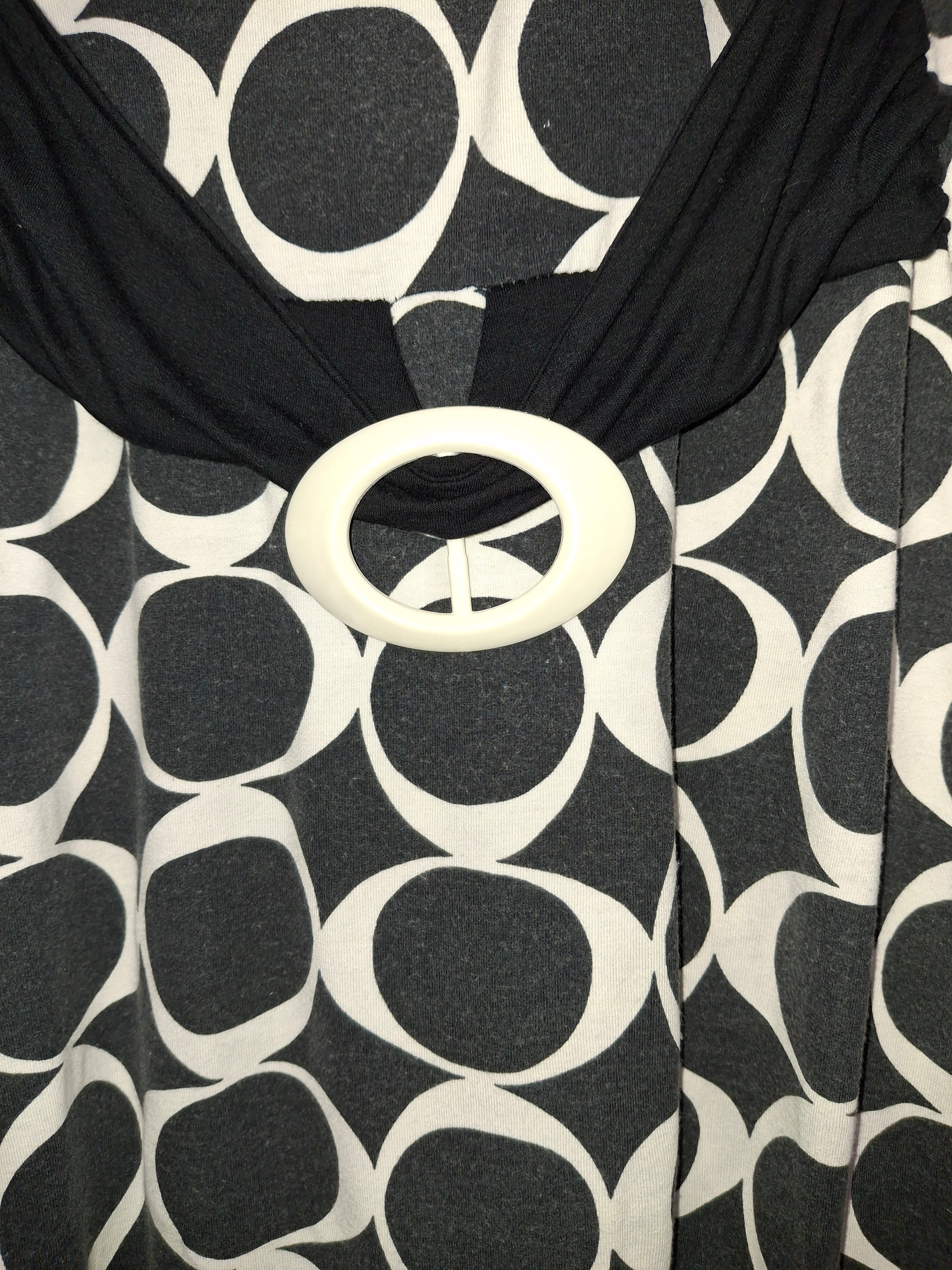 Robe Cache cache – Noire et blanche - Taille  S (36)