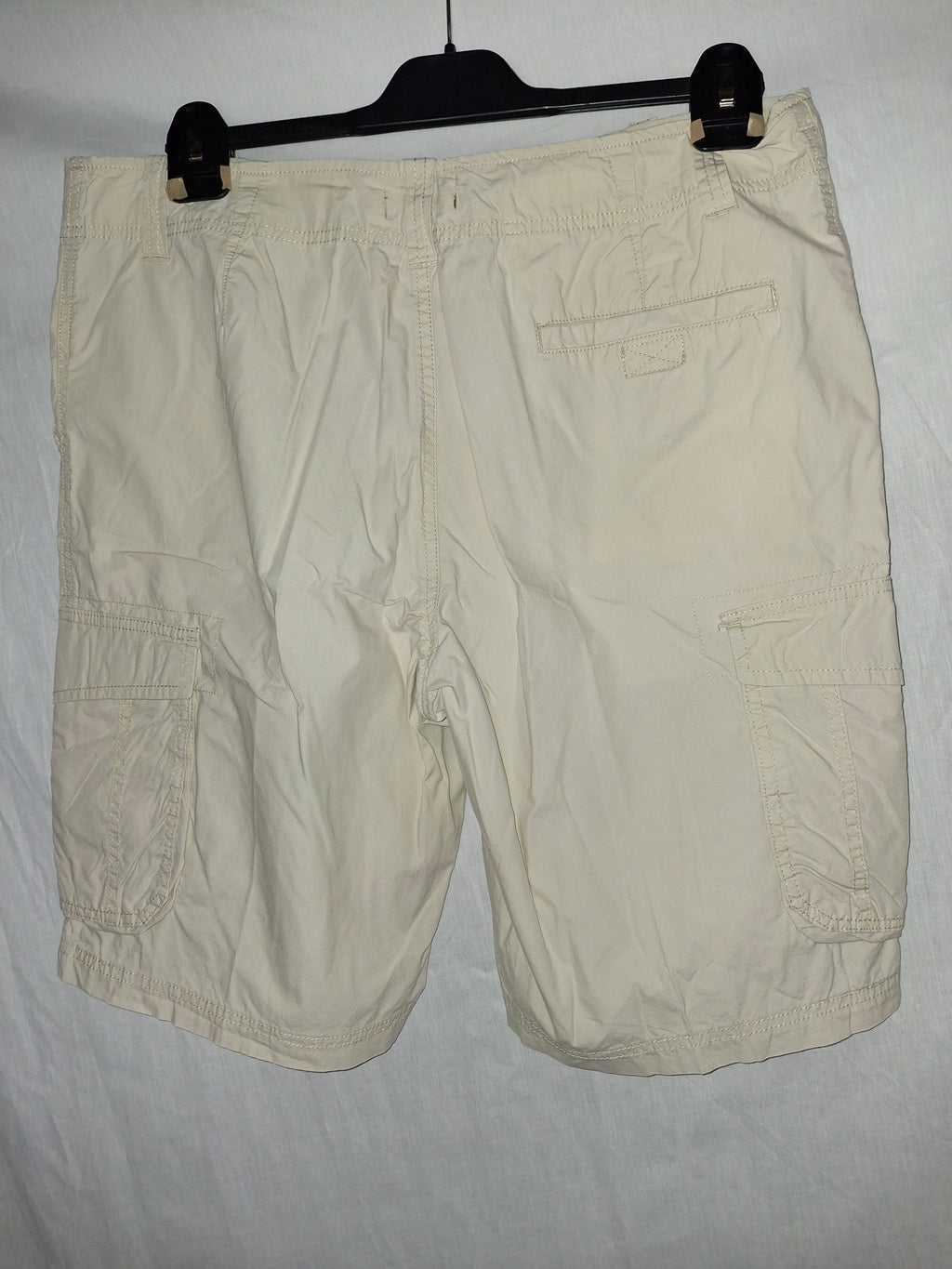 Short homme OWK – beige - Taille : XXXL (46)