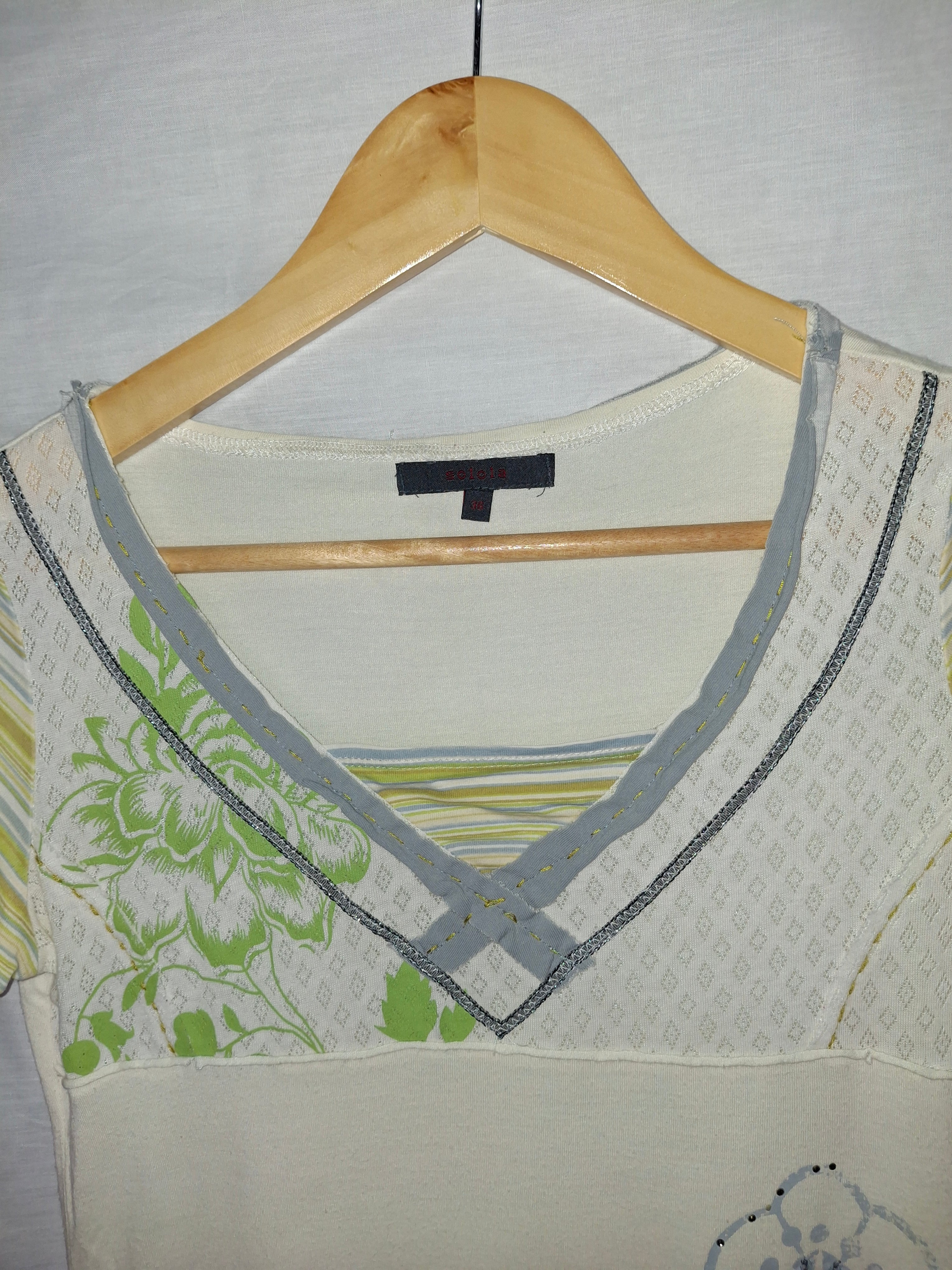 T-shirt femme Solola - Crème, marquage vert et gris - Taille  M (38)